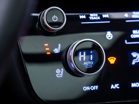 Used 2023 INFINITI QX60 Sensory w/ Vision Package image 29