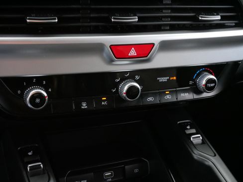 Used 2021 Kia Telluride S image 23