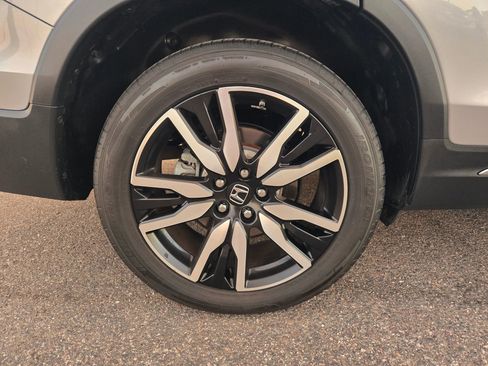 Used 2020 Honda Pilot Touring image 27