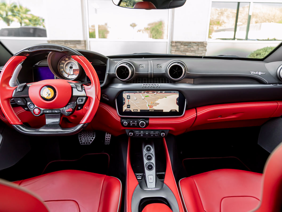 Used 2019 Ferrari Portofino RWD image 31