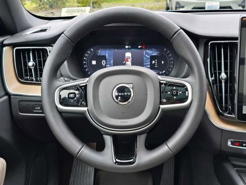 New 2026 Volvo XC60 B5 Plus w/ Protection Package Premier image 19