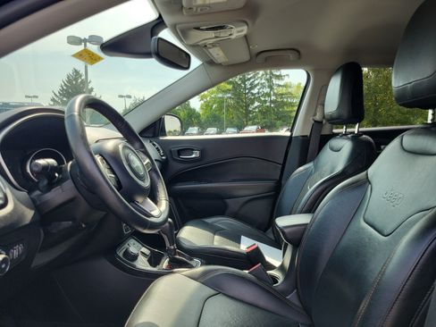 Used 2019 Jeep Compass Limited AWD/4WD image 15