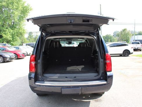 Used 2017 Chevrolet Suburban Premier AWD/4WD image 9