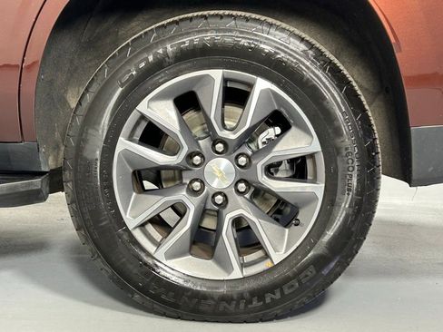 Used 2022 Chevrolet Tahoe LT w/ LT Signature Plus Package image 39