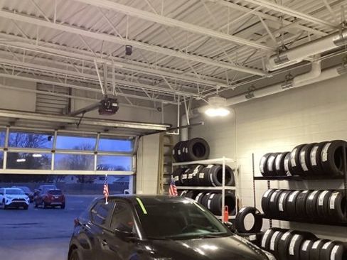 Used 2021 Nissan Kicks S image 4