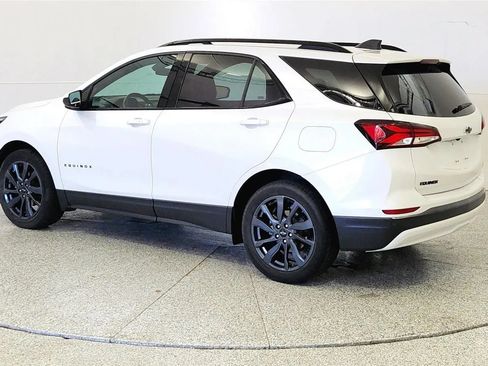 Used 2022 Chevrolet Equinox RS FWD image 6