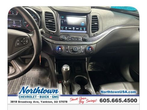 Used 2017 Chevrolet Impala LT image 17