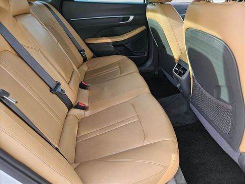 Used 2021 Hyundai Sonata Limited image 19