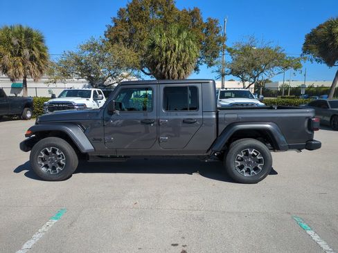 New 2026 Jeep Gladiator Sport image 8