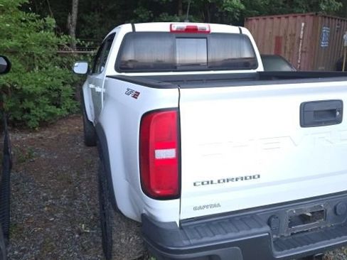 Used 2021 Chevrolet Colorado ZR2 AWD/4WD image 13