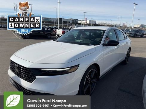 Used 2024 Honda Accord Sport image 3