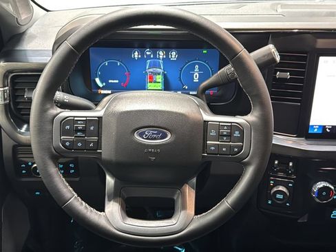 Used 2025 Ford F350 Lariat w/ Camper Package AWD/4WD image 17
