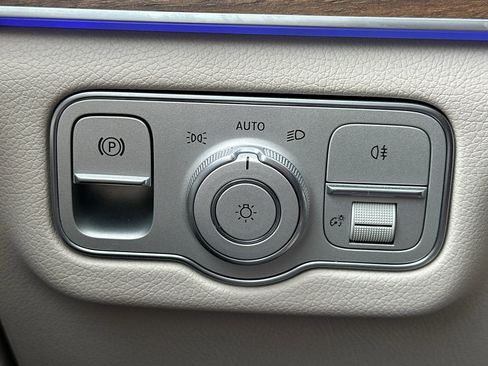 Certified 2025 Mercedes-Benz GLS 450 GLS 450 4MATICﾮ image 33