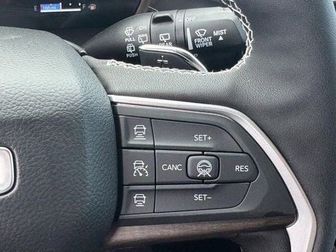 New 2026 Jeep Grand Cherokee Altitude AWD/4WD image 12