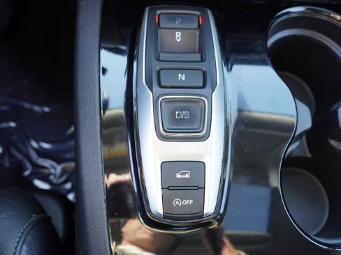 Used 2018 Honda Pilot Elite image 36