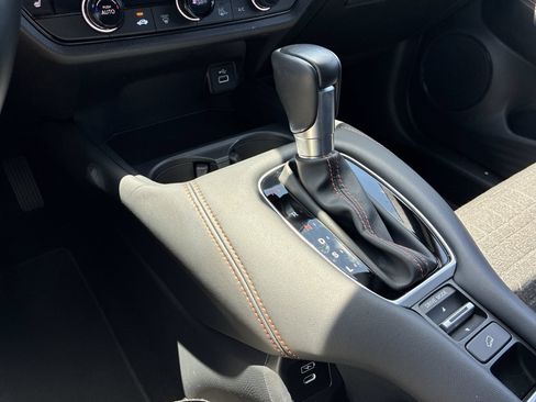 Certified 2025 Honda HR-V Sport image 32
