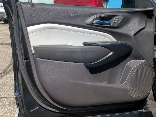 Used 2024 Chevrolet Trax LT FWD image 24