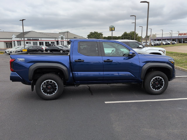 Used 2024 Toyota Tacoma TRD Off-Road w/ TRD Off Road Upgrade Package AWD/4WD image 8
