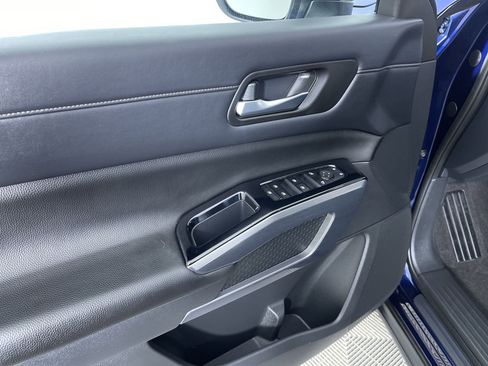 Certified 2023 Nissan Pathfinder SL w/ SL Premium Package image 13