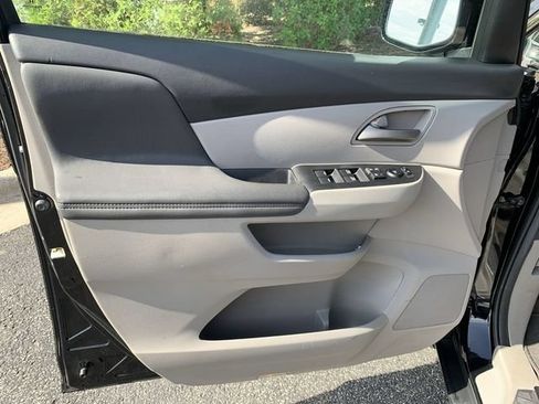 Used 2013 Honda Odyssey EX-L image 17