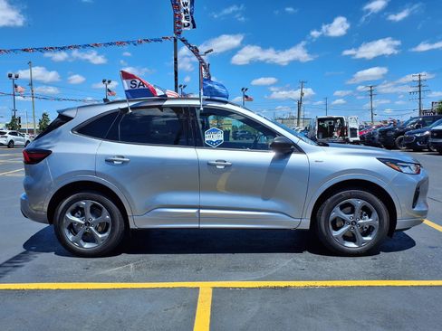 Certified 2024 Ford Escape ST-Line w/ Tech Pack #1 AWD/4WD image 24