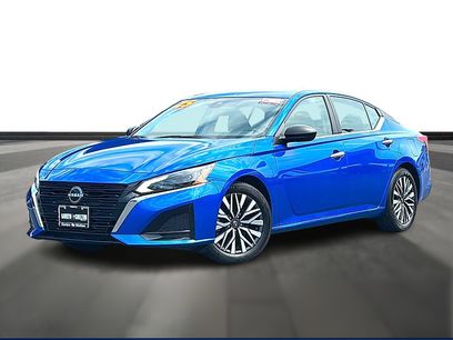 Used 2025 Nissan Altima 2.5 SV