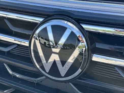 New 2026 Volkswagen Atlas Peak Edition AWD/4WD image 10
