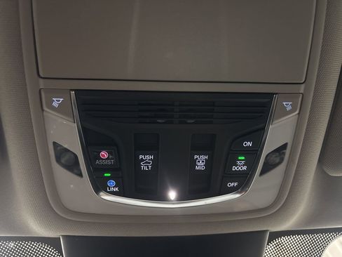 Used 2022 Acura MDX SH-AWD w/ Advance Package image 27