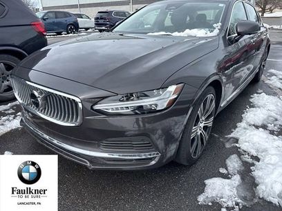 Used 2022 Volvo S90 T8 R-Design