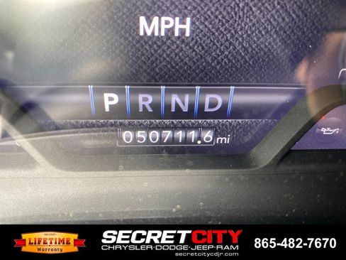 Used 2023 RAM 1500 Laramie AWD/4WD image 19