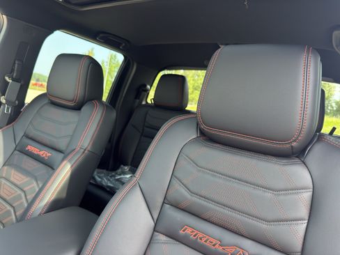 New 2026 Nissan Frontier PRO-4X w/ Pro Premium Package AWD/4WD image 28