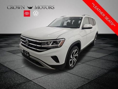Used 2021 Volkswagen Atlas SEL Premium image 3