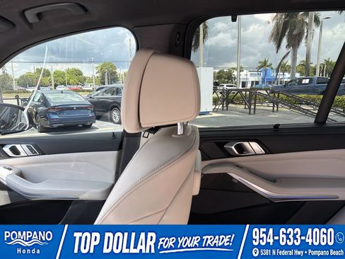 Used 2021 BMW X5 M50i w/ Executive Package AWD/4WD image 14