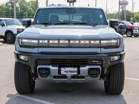 New 2026 GMC Hummer EV 4x4 Crew Cab image 2