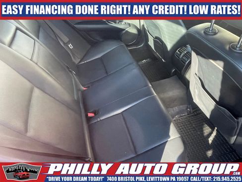 Used 2013 Mercedes-Benz C 250 Sedan image 16