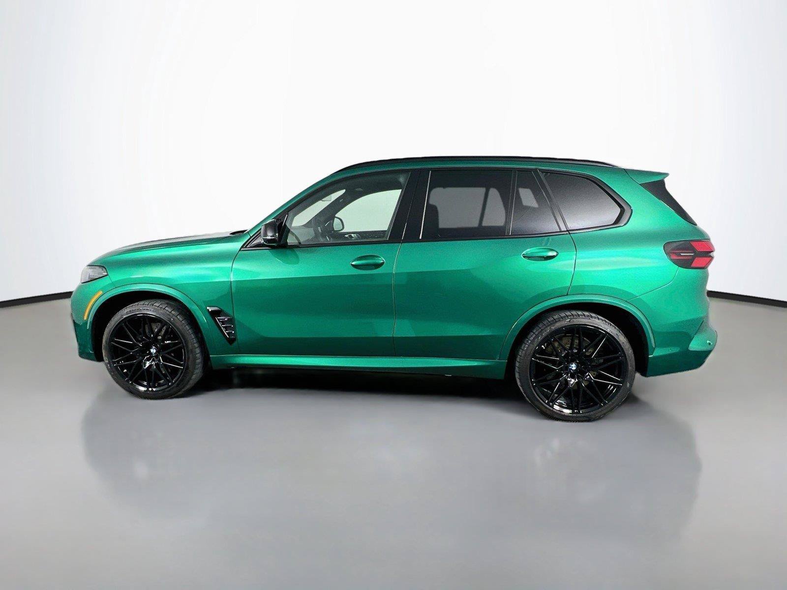 New 2026 BMW X5 M Competition w/ Executive Package AWD/4WD image 3