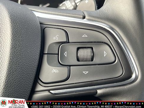 Certified 2023 Buick Envision Preferred w/ Sport Touring Package image 23