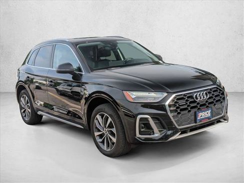 Used 2023 Audi Q5 2.0T Premium Plus w/ Premium Plus Package AWD/4WD image 3