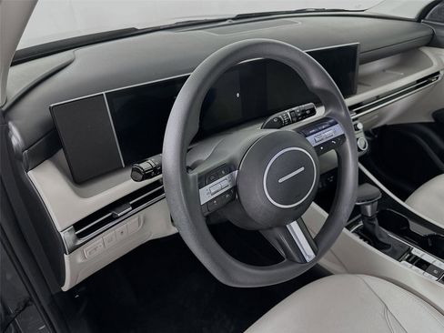 Used 2025 Hyundai Tucson SEL image 23