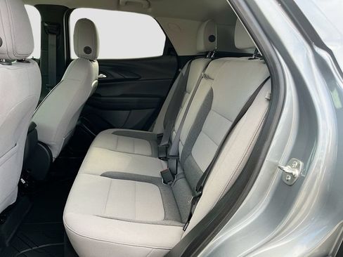 Used 2024 Chevrolet TrailBlazer LT w/ Convenience Package FWD image 23