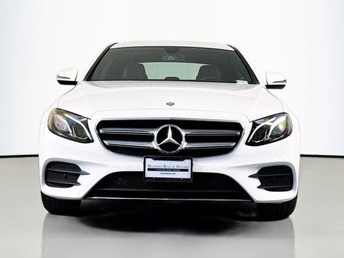 Used 2017 Mercedes-Benz E 300 image 2