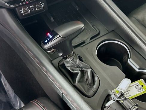 Certified 2025 Dodge Durango GT image 27