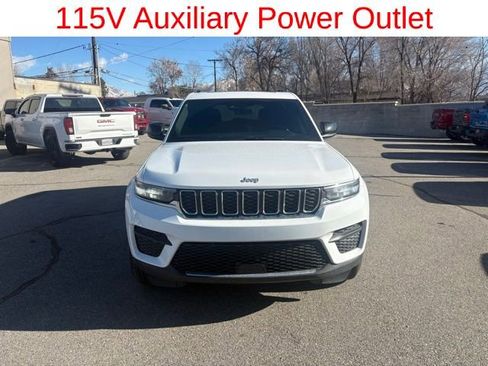 Used 2025 Jeep Grand Cherokee Laredo X w/ Luxury Tech Group I AWD/4WD image 9