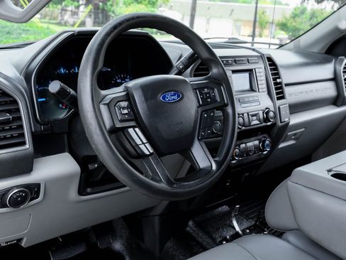 Used 2019 Ford F350 XL w/ Power Equipment Group image 3