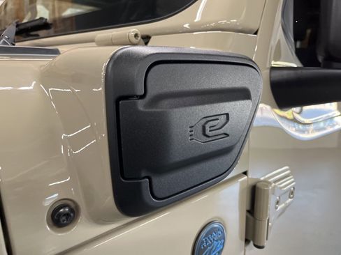 Used 2022 Jeep Wrangler Unlimited Rubicon 4xe w/ Cold Weather Group image 11