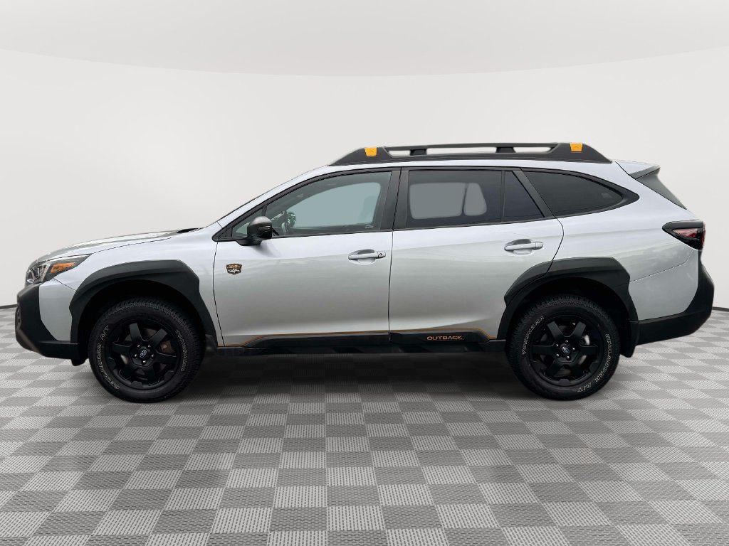 Used 2025 Subaru Outback Wilderness w/ Wilderness Package AWD/4WD image 5