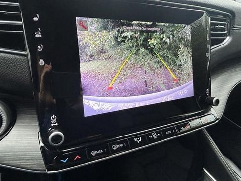 Used 2023 Jeep Wagoneer L Series II image 19