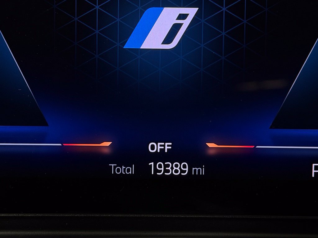 Used 2024 BMW i4 eDrive35 w/ Convenience Package RWD image 15