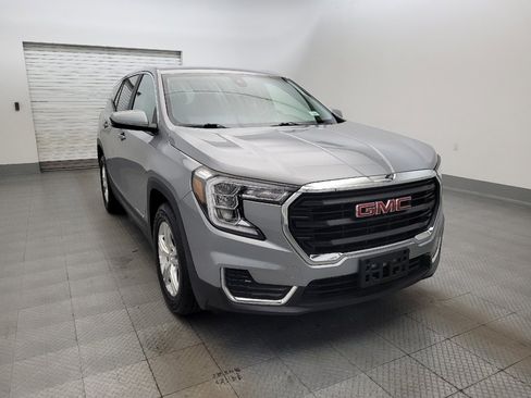 Used 2024 GMC Terrain SLE FWD image 13