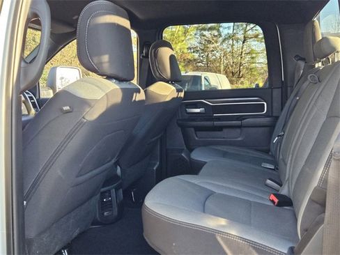 Used 2024 RAM 3500 Big Horn image 16